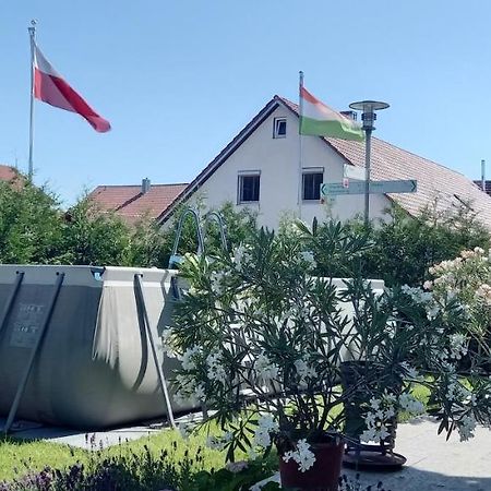 Gaestehaus Grenzenlos Aholfing Eksteriør bilde